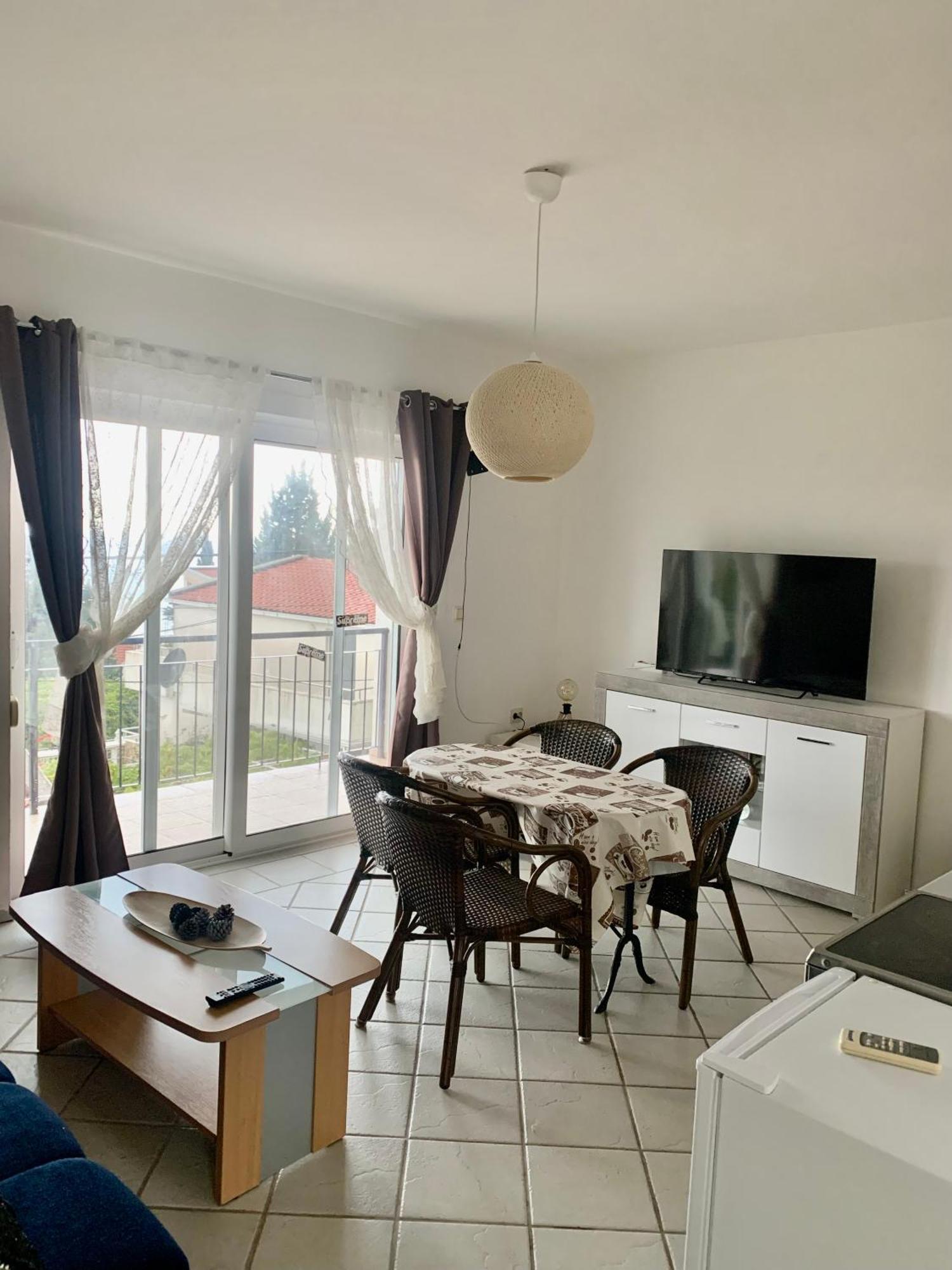 Apartman Ana Zeleni Pojas バール エクステリア 写真